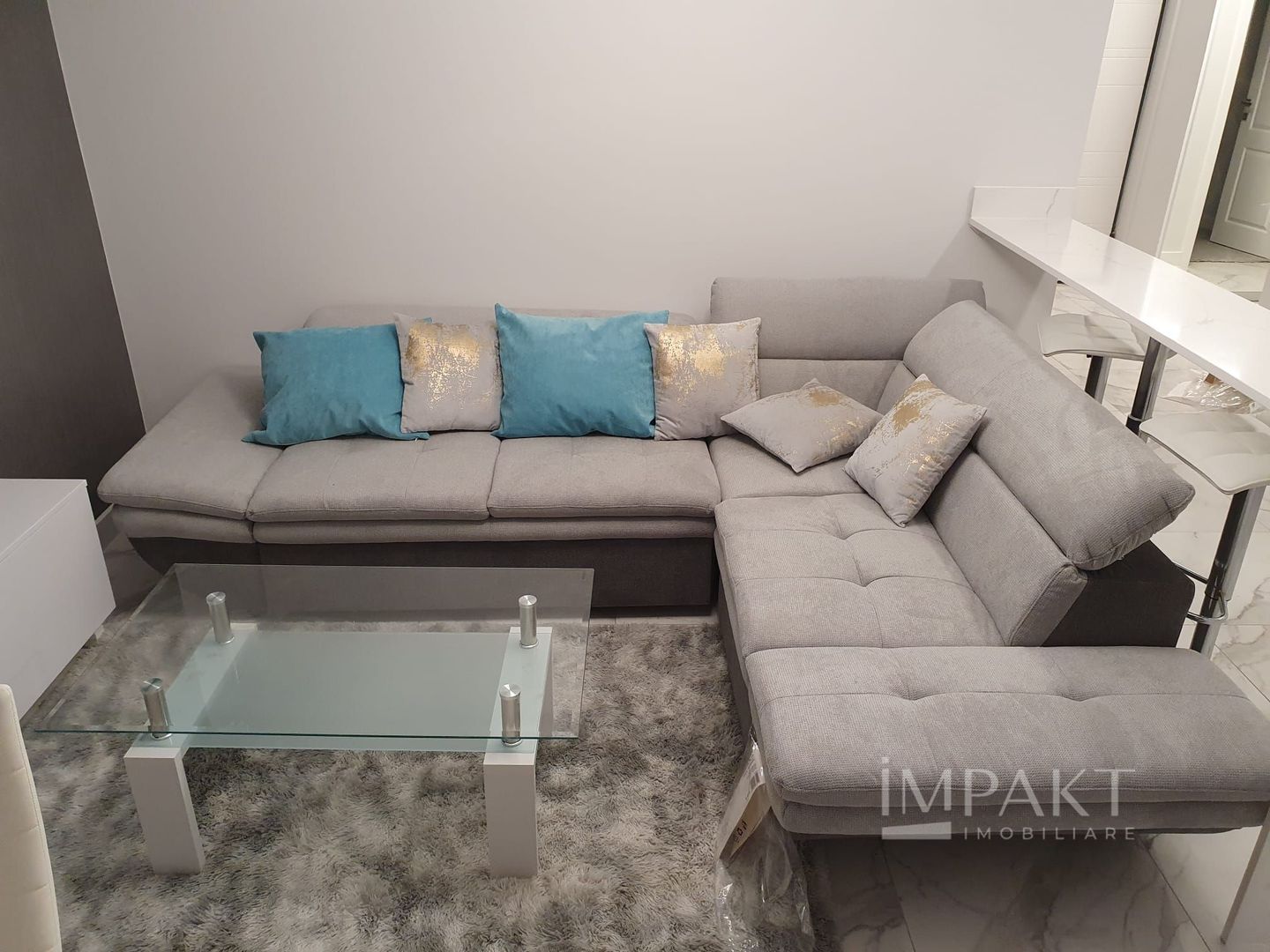 Apartament cu 3 camere  de vanzare, zona Omv Calea Turzii! - Poză 3