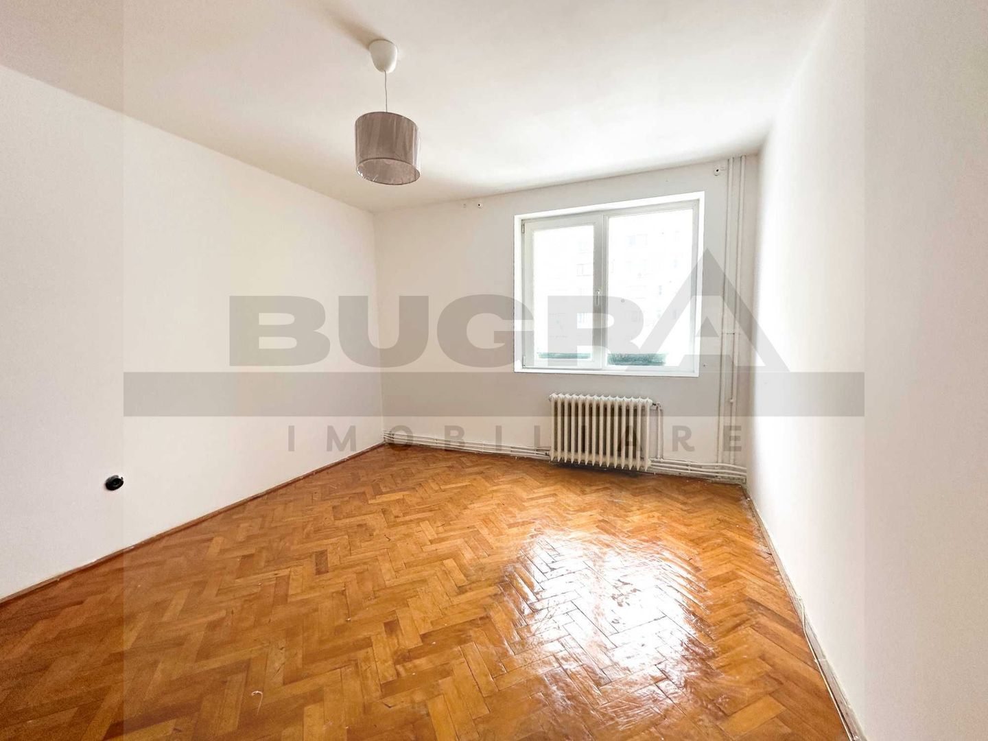 Apartament 3 camere, etaj intermediar, zona P-ta Hermes - Poză 2