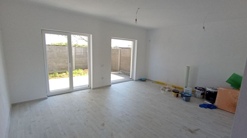 Sanandrei Duplex pe parter, Finalaziat, Buc Mobilata - Poză 8