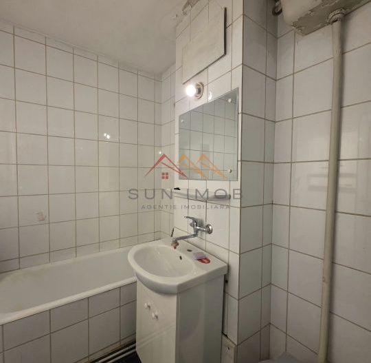 Apartament 2 camere, ultracentral, Campina, Prahova - Poză 9