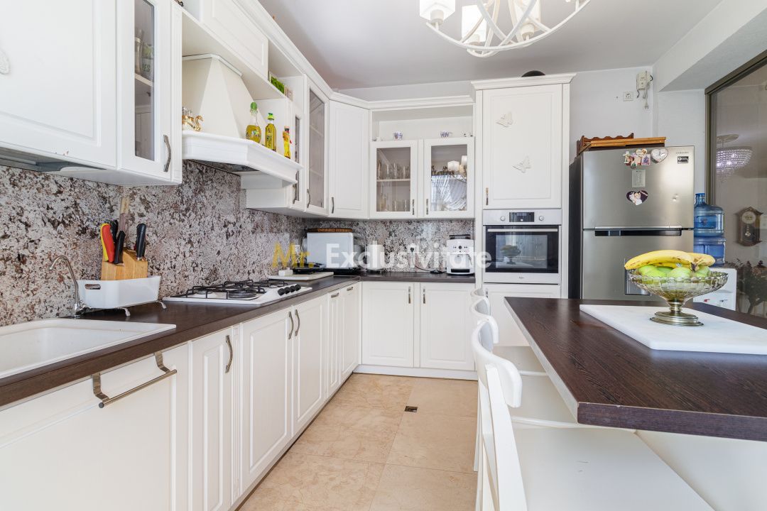 Vila impresionata 550mp util, 300mp teren - Poză 24