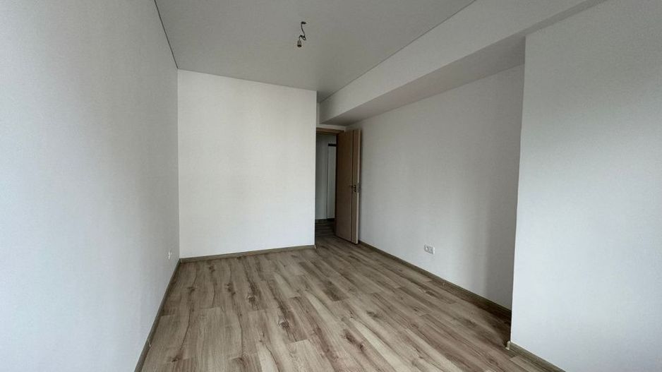 Apartament 2 camere decomandat finalizat, acte, TVA inclus - Poză 13