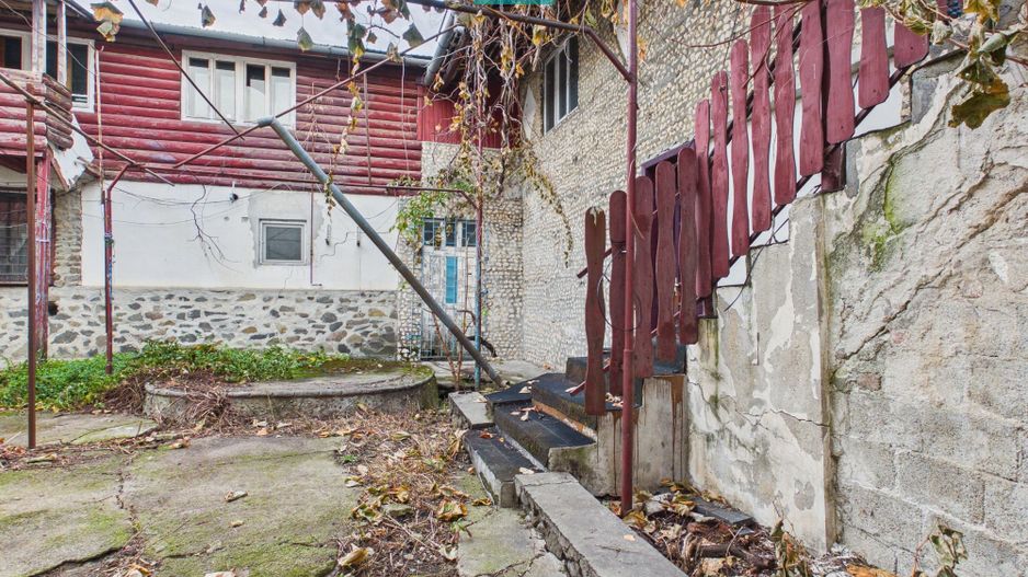 Proprietate impresionantă Sântana - 3500 mp utili - Poză 49