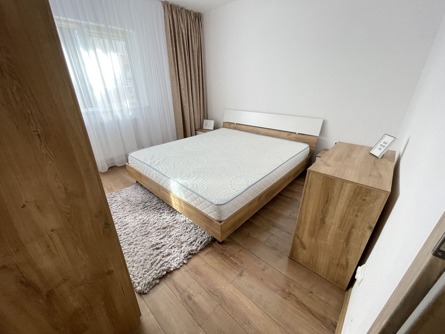 Amenajat complet, mobilat și utilat, totul nou - Poză 19