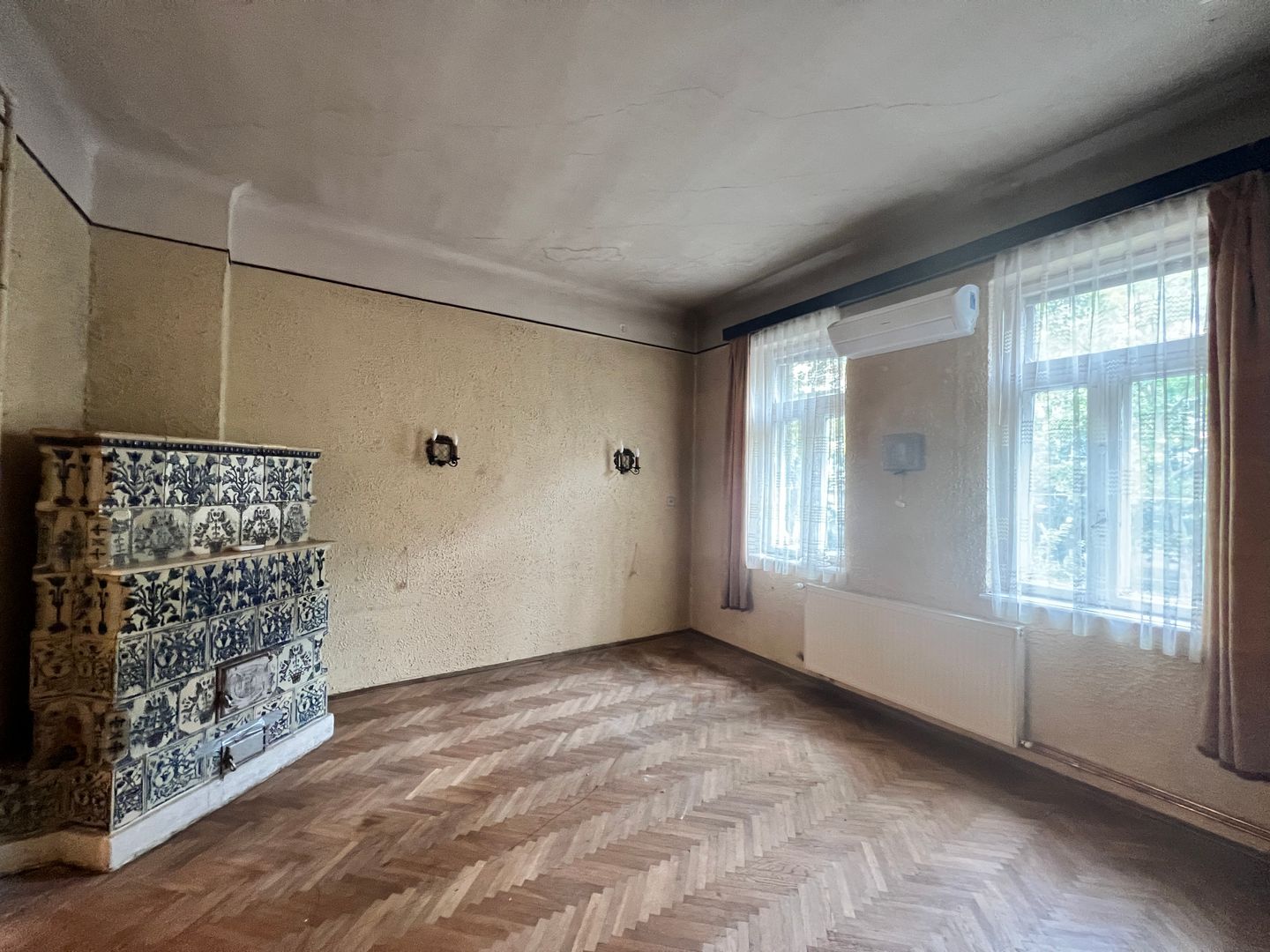 Casă interbelică de închiriat – Str. Barbu Văcărescu nr. 33 - Poză 27