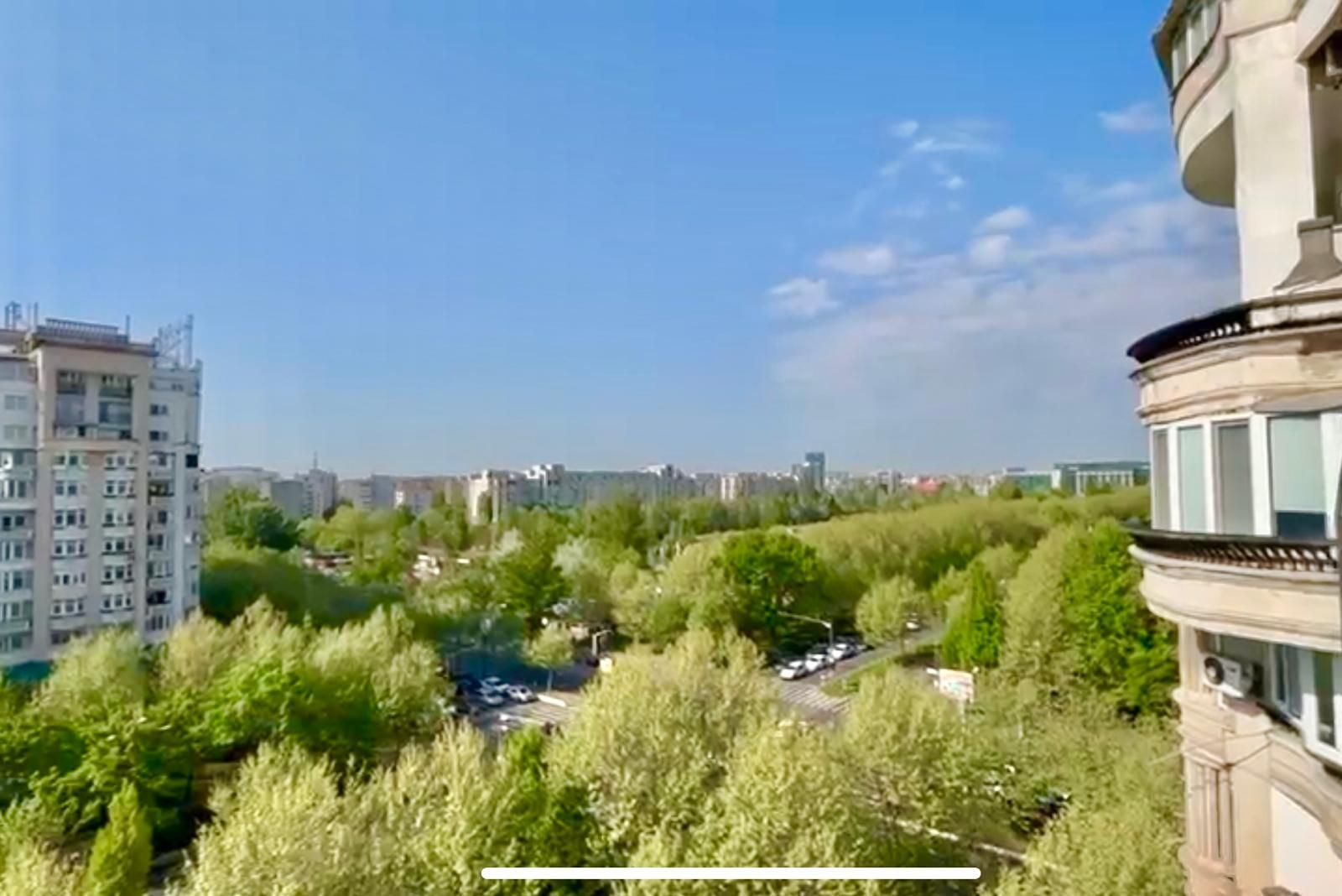 Duplex superb cu scara interioara si vedere la bulevard, zona Unirii - Poză 1