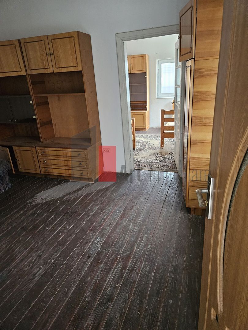 Casa "TEBO",  pozitie facila, perspectiva de renovare/dezvoltare - Poză 12