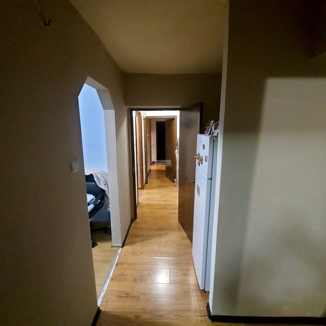 De vanzare 4 camere/97 mp utili/Scoala 10/Focsani/et 3/4 - Poză 6