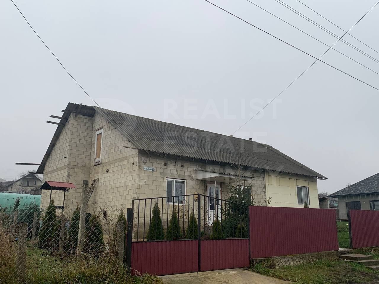 Vânzare, casă, 2 camere, str. Victoriei, Sângereii Noi - Poză 2