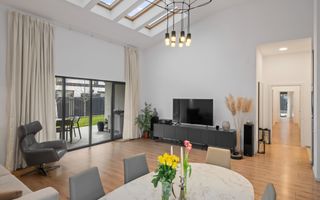 Vila pe parter cu 5 camere  | 655 mp teren | dotata cu panouri solare - Poză 11