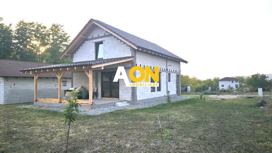 Casă individuala la rosu P+M 164mp teren 550 mp - Poză 1