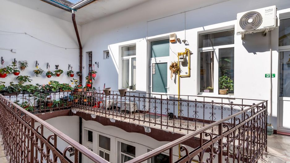 Apartament cu 1 camera de vanzare in Piata Mihai Viteazu - Poză 2