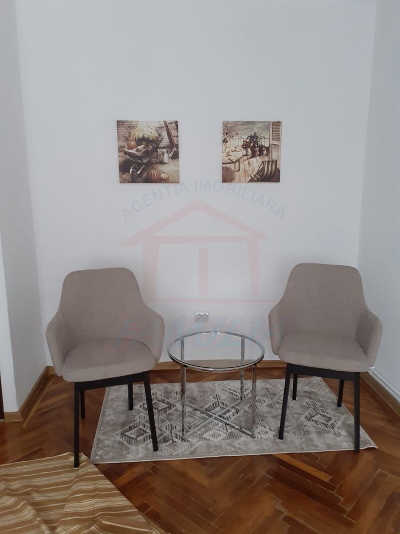 De închiriat – Apartament 2 camere ultracentral, Galați - Poză 3