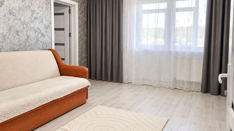 Apartament 2 camere SD renovat 40 mp Alexandru Musatini 79000 euro - Poză 2