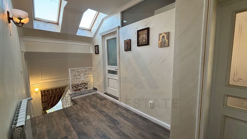 Casa individuala ultrafinisata 200 mp utili si teren 462 mp  Selimbar - Poză 21