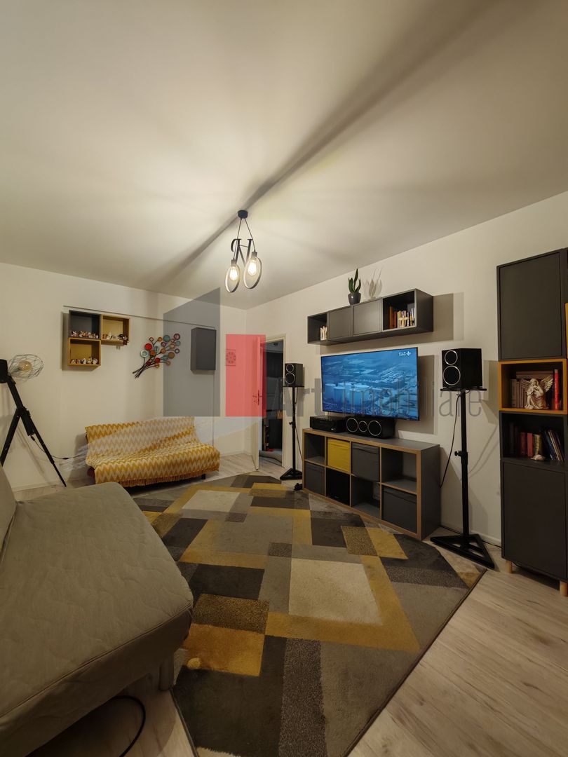 Apartament cu 2 camere de vanzare -Pacii-cu centrala - Poză 1