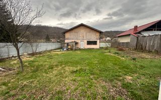 Casa de vanzare in Slanic Moldova . - Poză 13