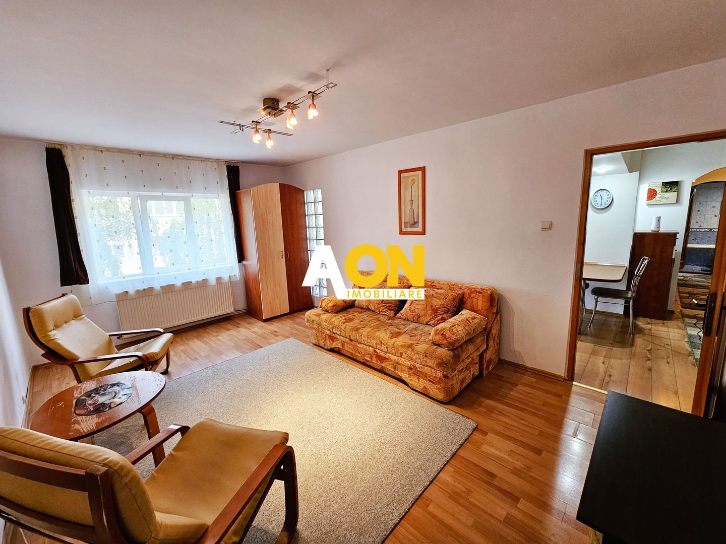 Apartament 3 camere, et.1, cu parcare si boxa, cartier Tolstoi - Poză 1