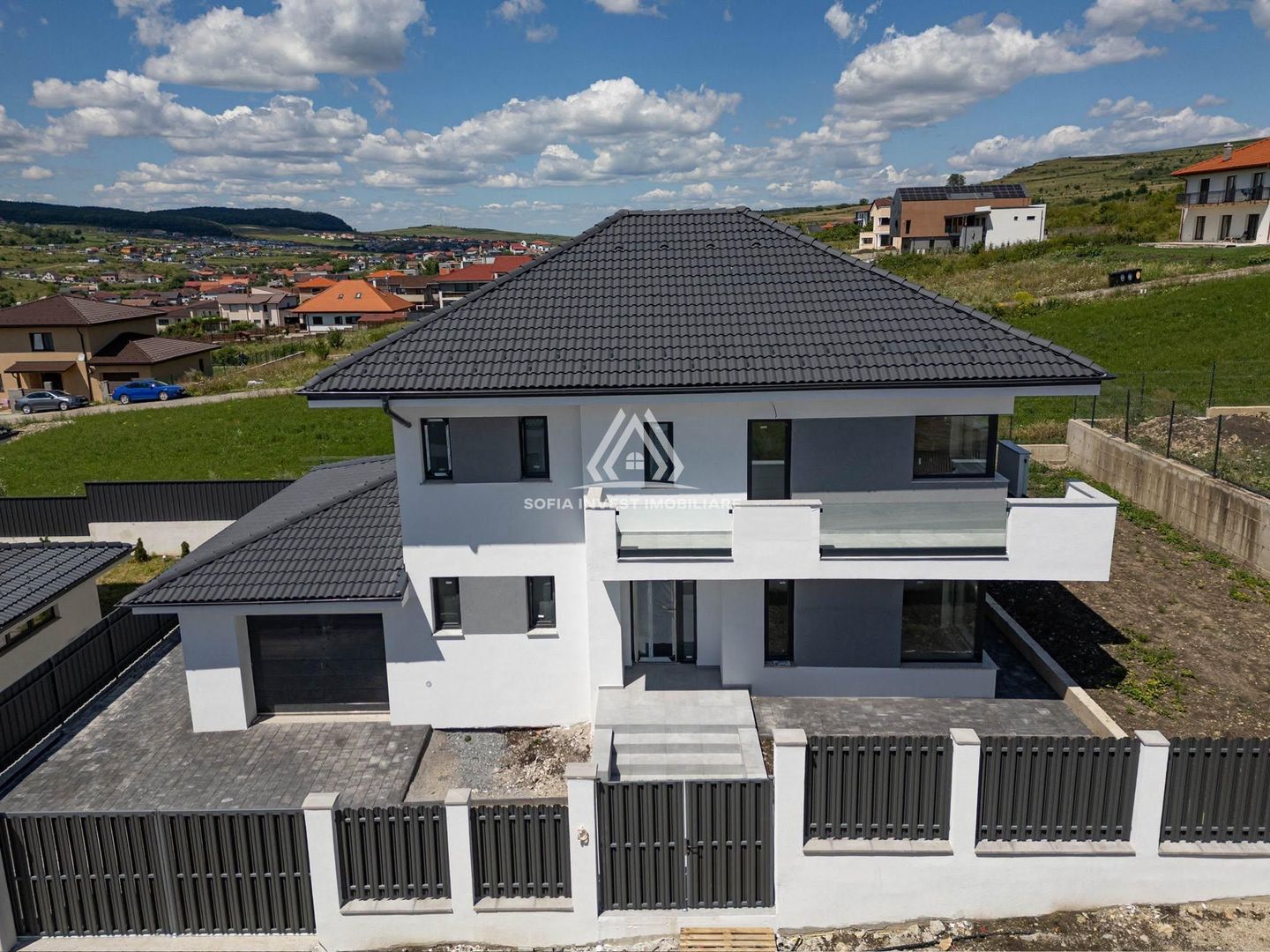🏡 Casă individuala Semifinisată în Chinteni Liniște Spațiu Priveliste - Poză 1