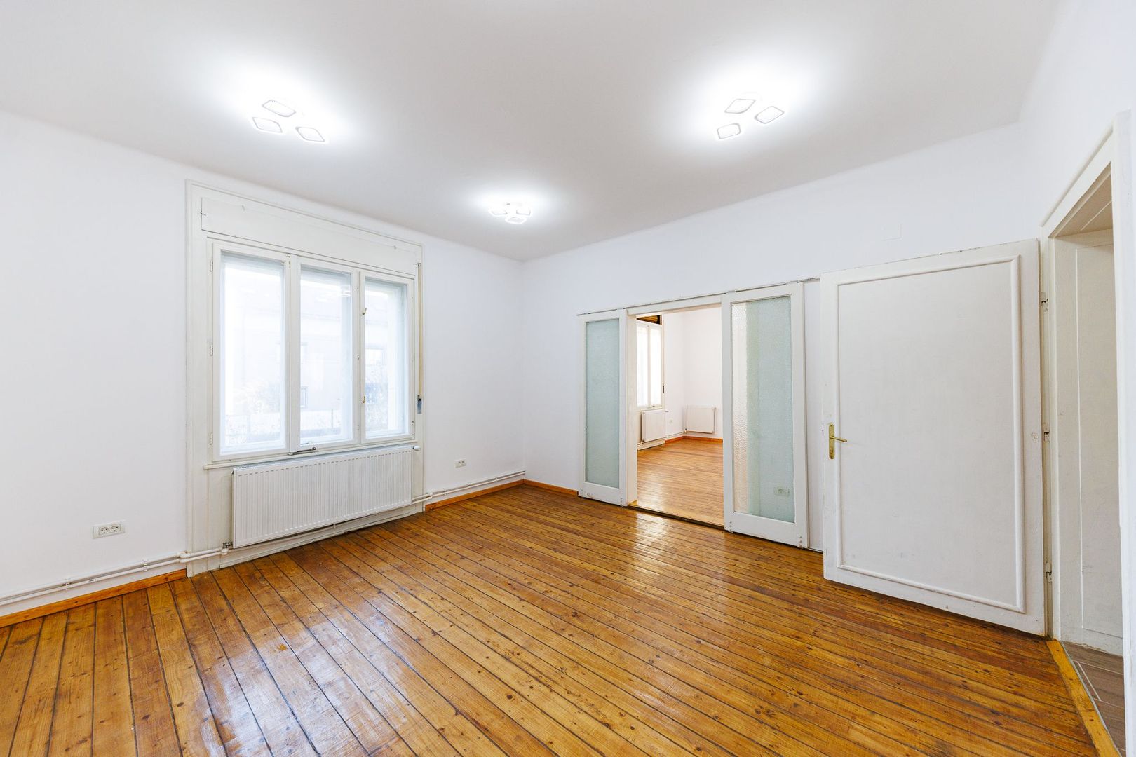 Casă Individuală pentru Birouri - Central, Timișoara | Curte 726 mp - Poză 14