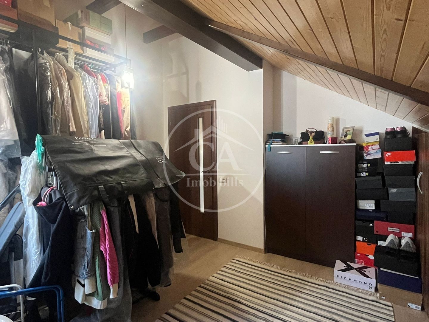 Casă P+subpantă cu 4 camere de vânzare în Cartierul Tineretului,Oradea - Poză 16