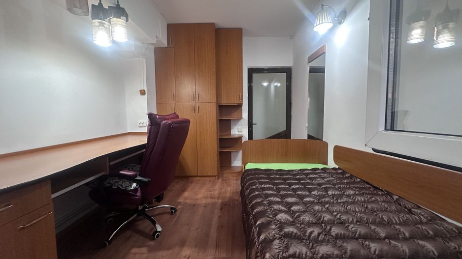 DE ÎNCHIRIAT! Apartament în inima Municipiului Târgoviște! - Poză 8