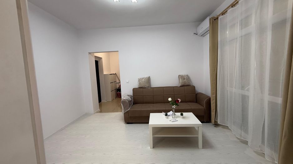 Apartament 2 camere renovat la 2 minute de Metrou Gara de Nord - Poză 2