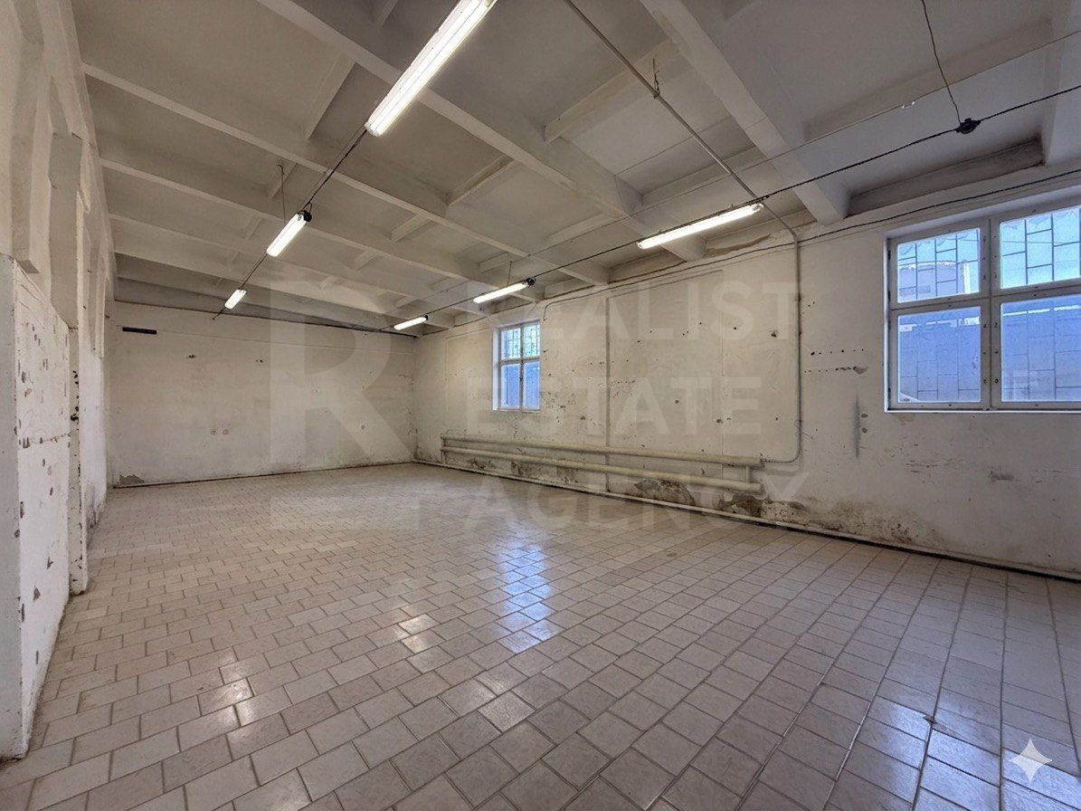 Chirie, spatiu industrial , 1500 mp, str. Calea Iesilor, Sculeni - Poză 6