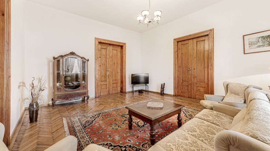 Apartament in Palatul Bohus - Poză 1