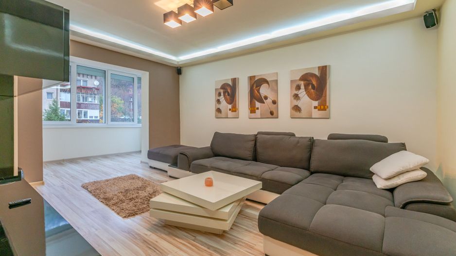 Apartament Mobilat si Utilat cu Loc de Parcare - Poză 1