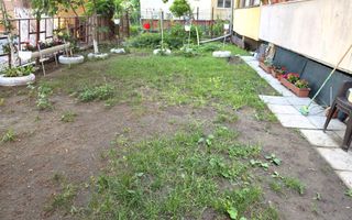 Apartament cu 3 camere, parter, boxă, acces curte, Cetate, zona Closca - Poză 11
