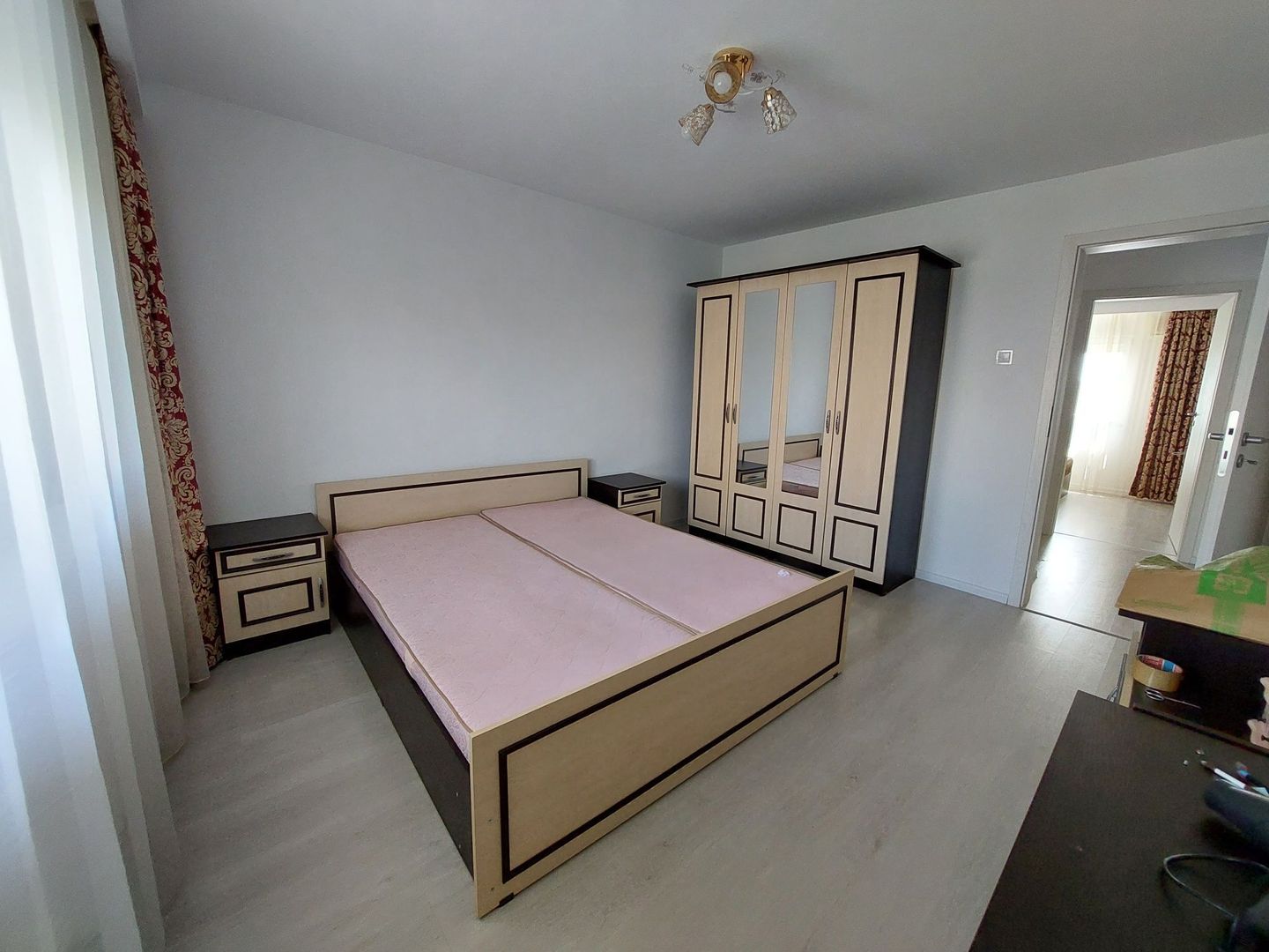 Apartament 3 camere Drumul Taberei_Favorit - Poză 1