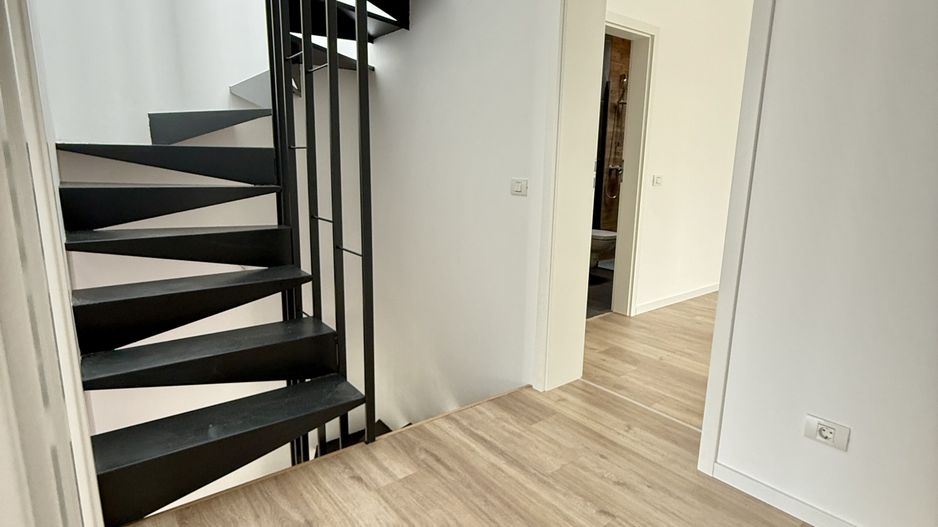 Calea Buziașului | Casă individuală | Carport | Terasă circulabilă - Poză 11