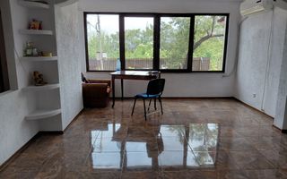 Casa P+1 zona Traian cu vedere la Brates - Poză 5