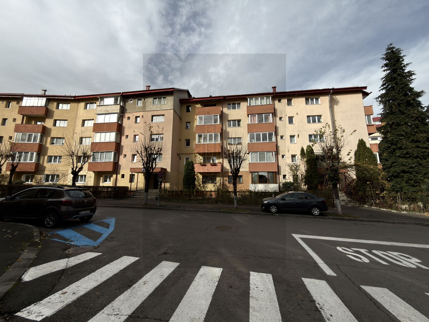 Închiriere Apartament 2 Camere Decomandat – Zona Răcădău, Brașov - Poză 1