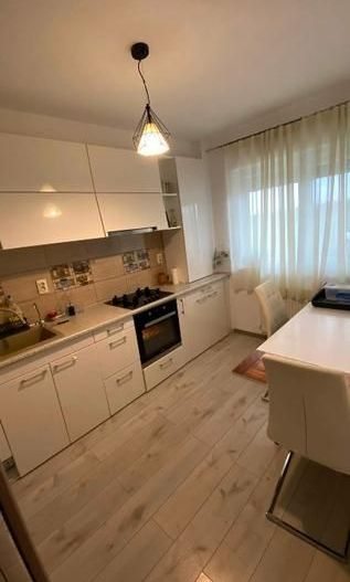 Casa mobilata cu curte de inchiriat - Poză 7