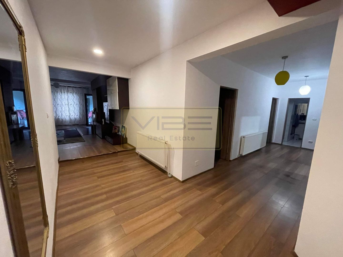 CASA 4 CAMERE- CURTE 1000MP - Ideal de locuit/ after school etc - Poză 8