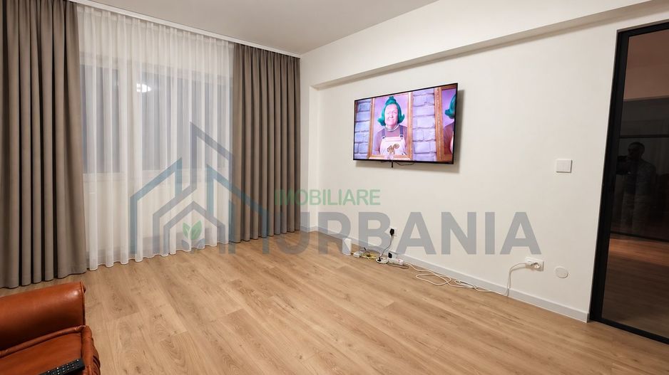 Apartament 4 camere, 2 băi, bloc pe cadre, renovat recent, Mircea Cel Bătrân, nr.1, bl. A1 - Poză 4