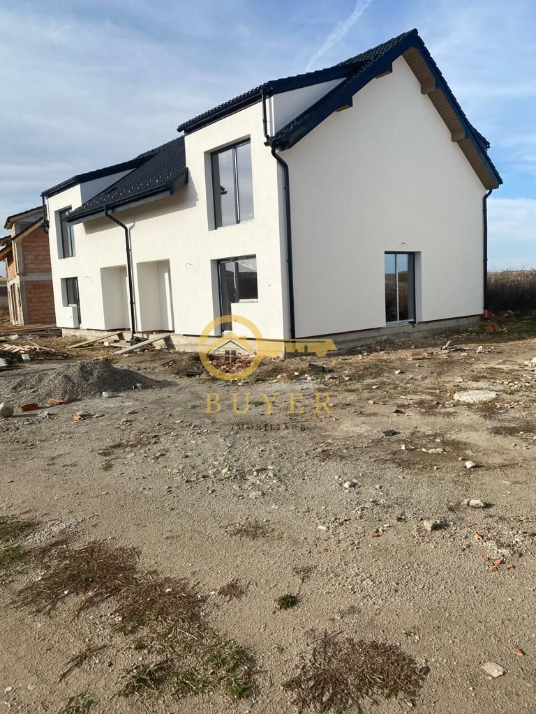 Casa tip duplex 380mp teren- Sura Mica- Ansamblu nou - Poză 2