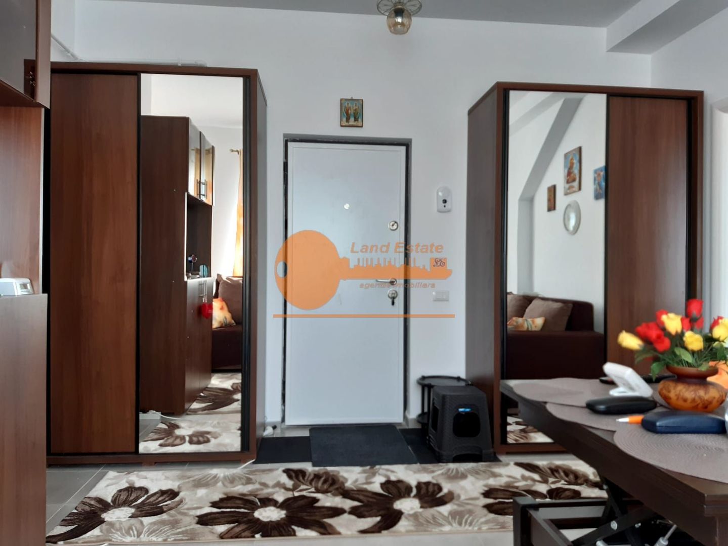 Apartament 2 camere Uverturii Centrala Propie + Terasa - Poză 3