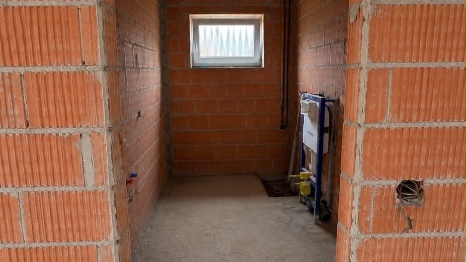 Casă la roșu de vânzare | 182 mp utili | Teren 550 mp - Poză 4