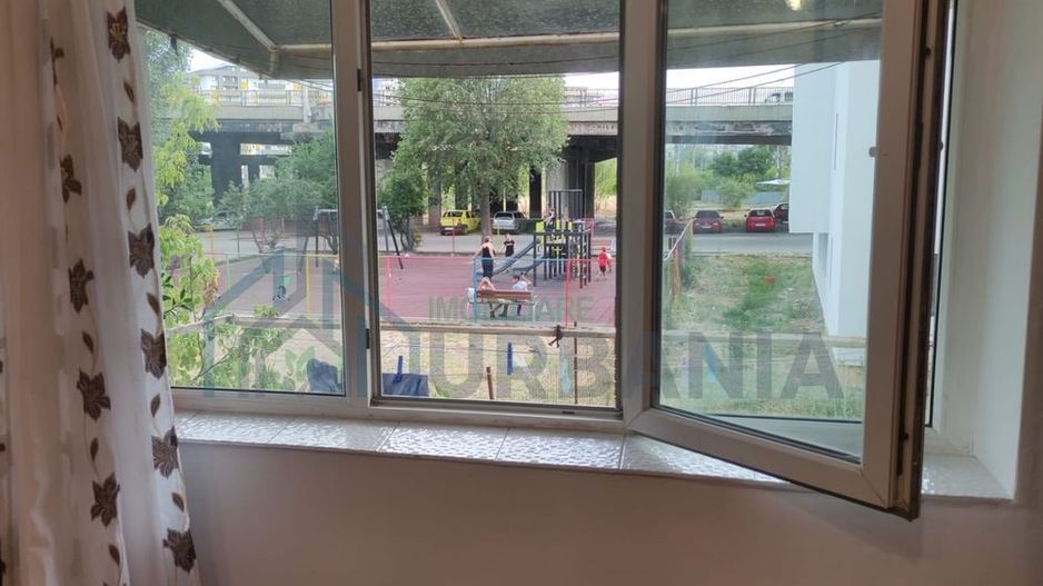 Camera de cămin cu baie - Poză 2