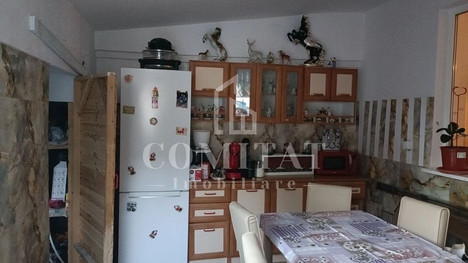 Casa 4 camere de vânzare zona Sala Polivalentă - Poză 3