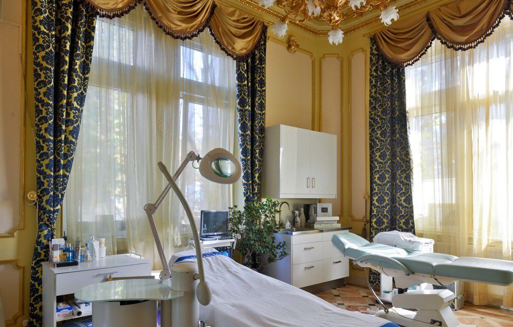 Palat de lux Piata Romana - Poză 5