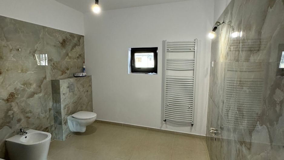 CASA SINGLE 4 CAMERE, TEREN 182 MP, TERASA, FINISAJE MODERNE, COMIS 0% - Poză 23