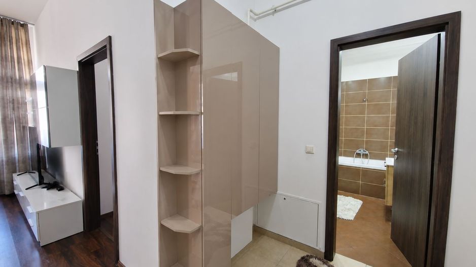 De Inchiriat Apartament 2 Camere, Etaj 1, 69 mp, Terasa, Zona Soarelui - Poză 4