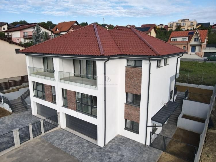 Vânzare Casă Unifamilială Cuplată | Acces privat | Tehnologii premium - Poză 2