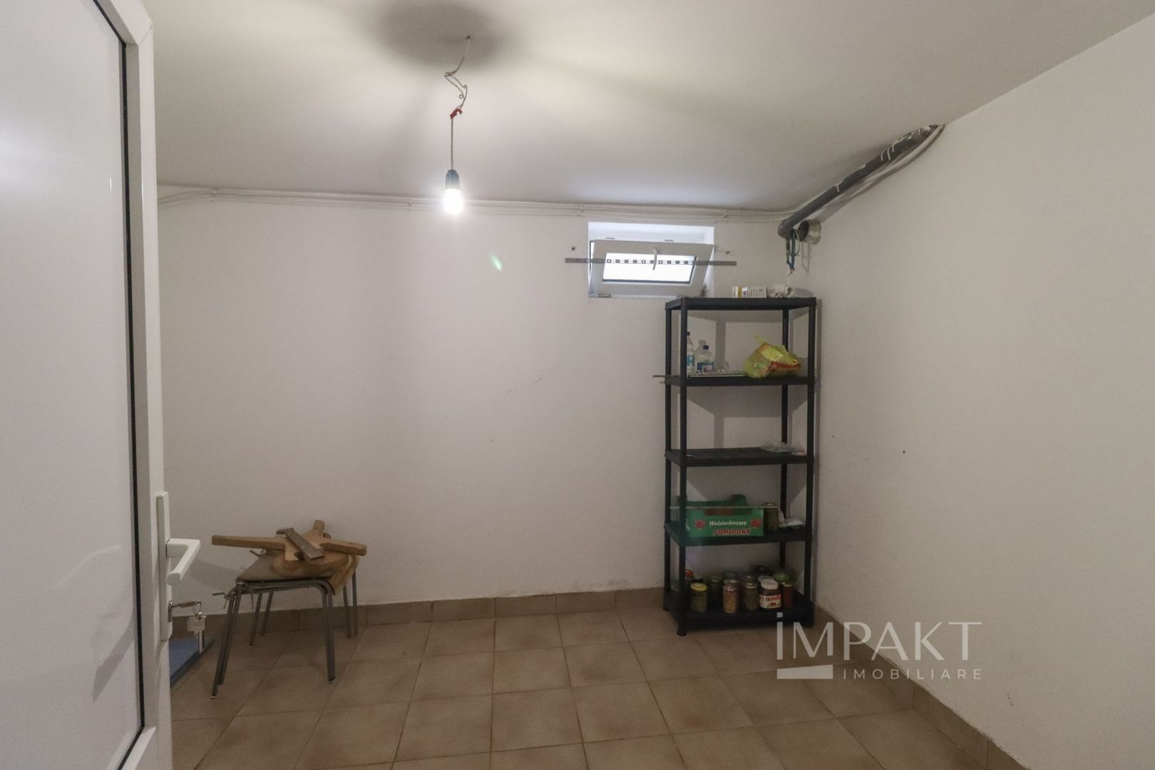 Vila moderna in Europa, curte spatioasa cu garaj! - Poză 16