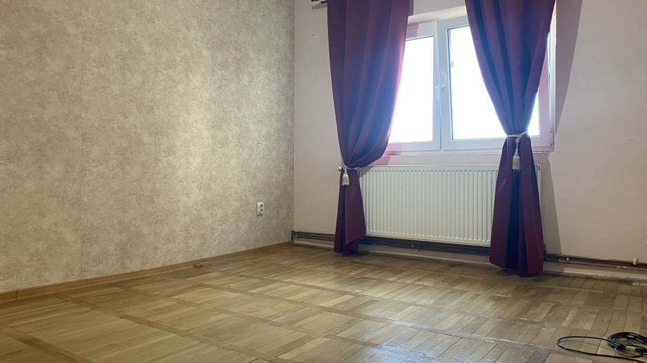 Vanzare apartament cu 4 camere luminos, vedere deschisă-Targoviste-M5 - Poză 2