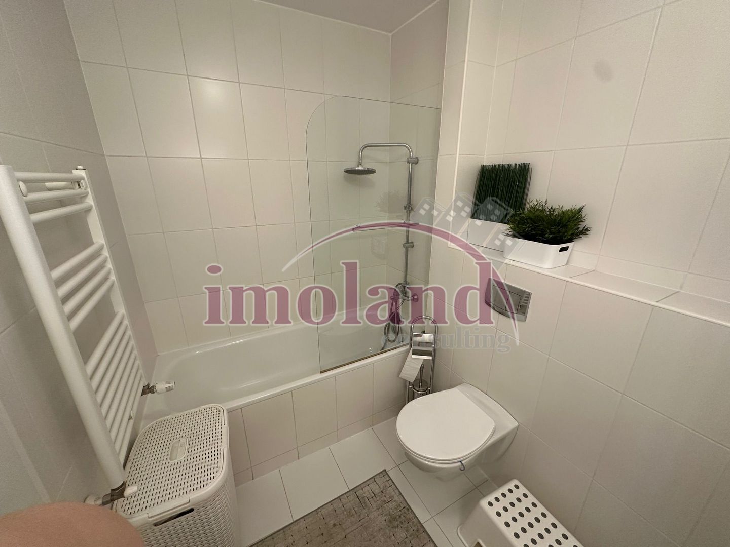 Vanzare - 3 camere cu logie - Complex DV24 - Calea Calarasilor - Poză 12